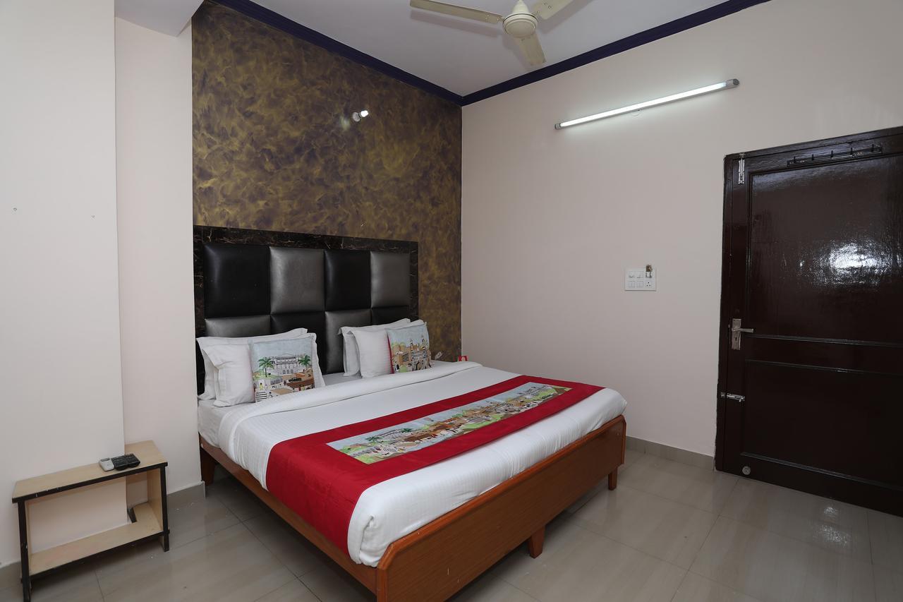 Hotel Deepak Jaipur Ngoại thất bức ảnh