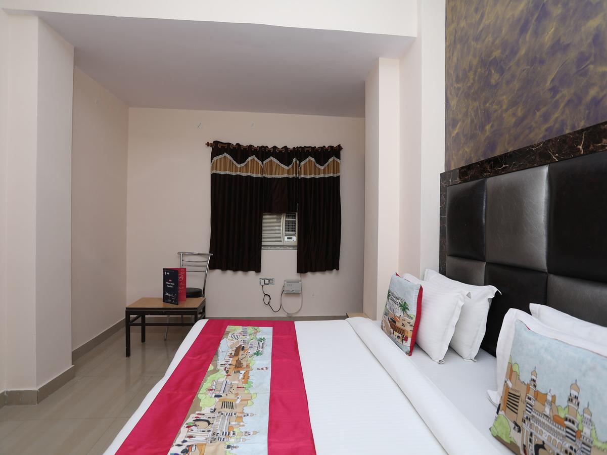 Hotel Deepak Jaipur Ngoại thất bức ảnh